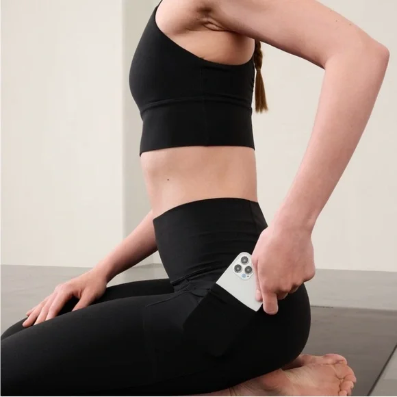 Athleta Salutation Stash Pocket II Tight Size M - Picture 6 of 11